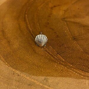 SINGLE Retired James Avery Scallop Shell Stud Earring, Sterling Silver